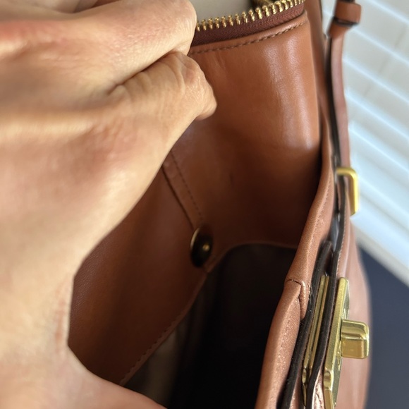 Coach leather shoulder bag - Picture 6 of 9